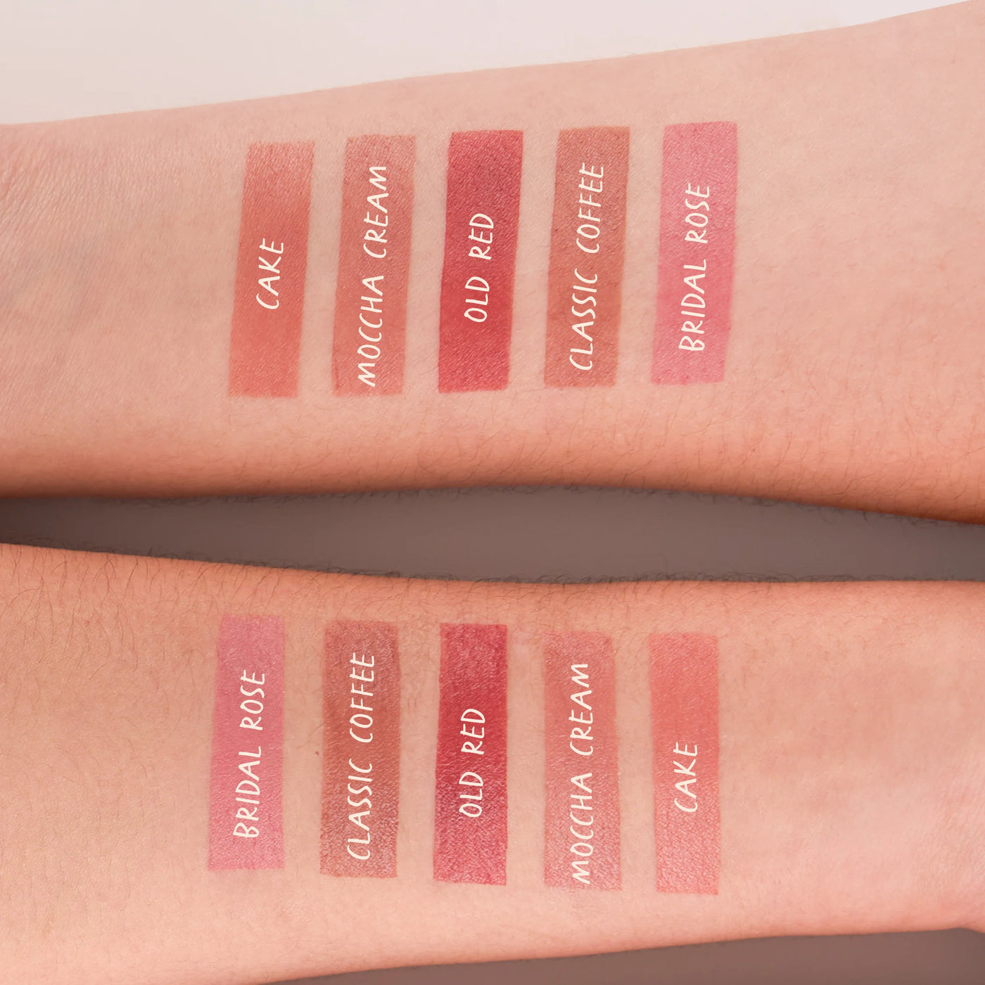 LABIAL VELVET EN BARRA | ATENEA